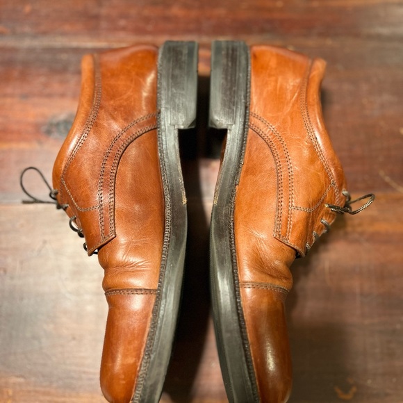 Johnston & Murphy Passport Captoe Oxford shoe. - Picture 4 of 8